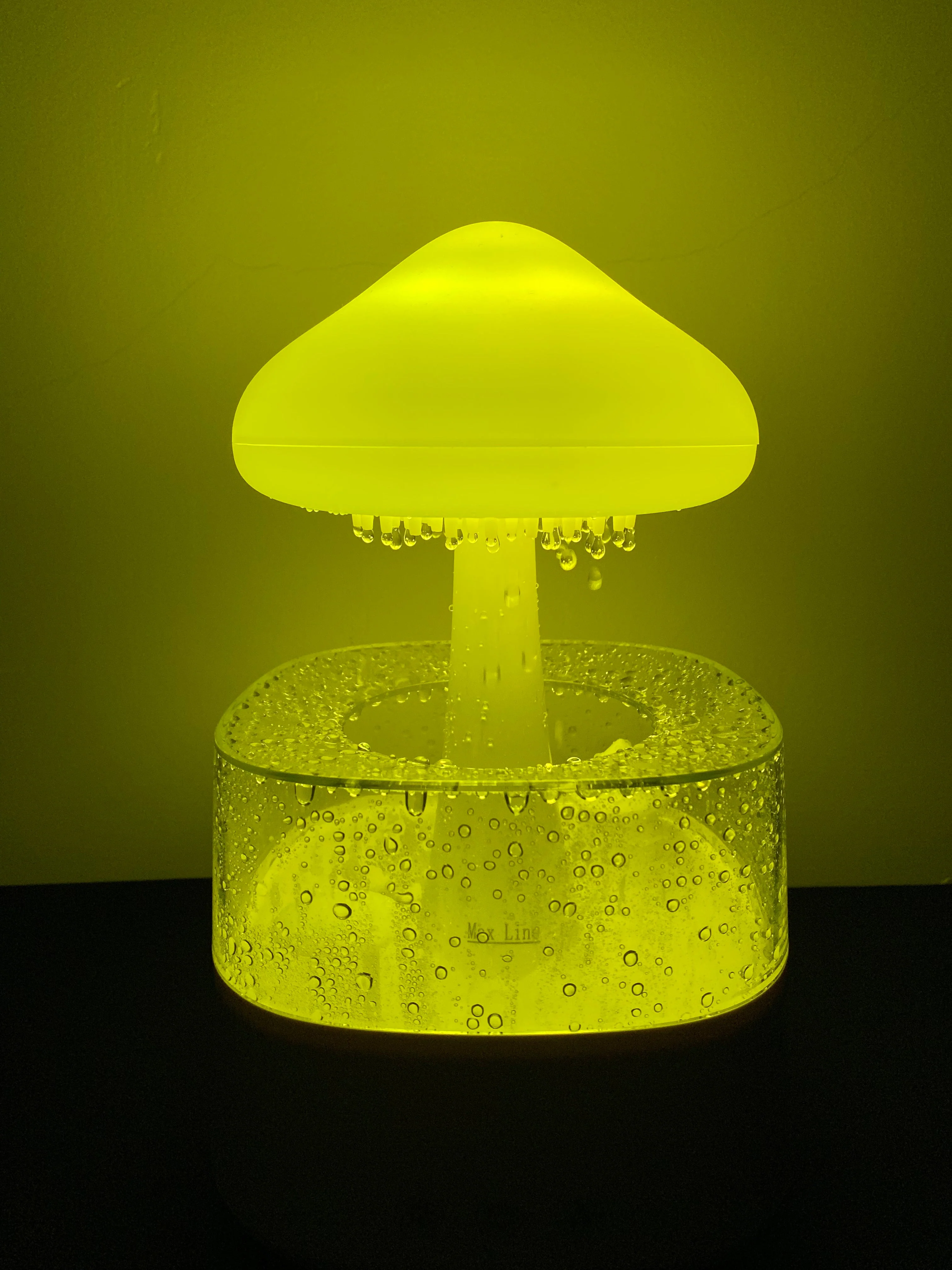 Rain Diffuser Humidifier Lamp by RetroGoods™ - Image 4