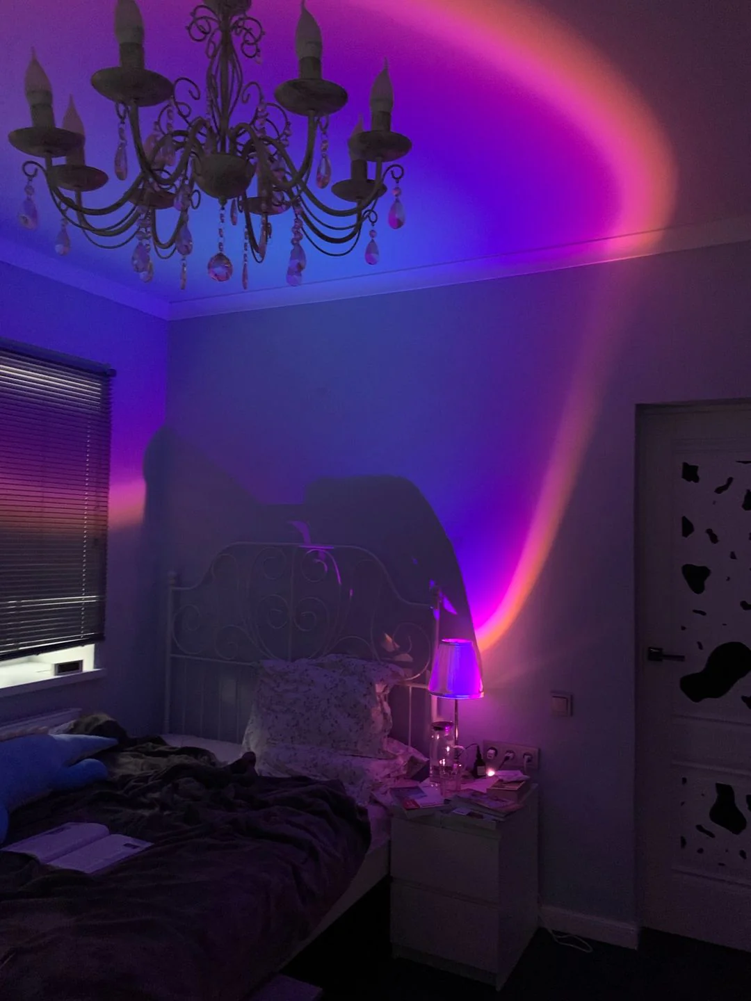 Sunset Lamp by RetroGoods™ with 16 Colors in 1, with Remote (PREMIUM QUALITY) - Image 4